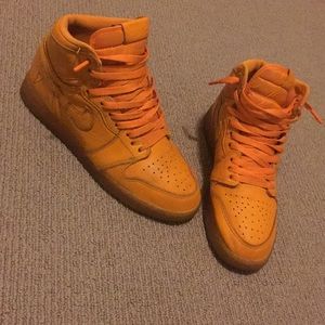 Jordan 1 gatorade (Orange) size 7